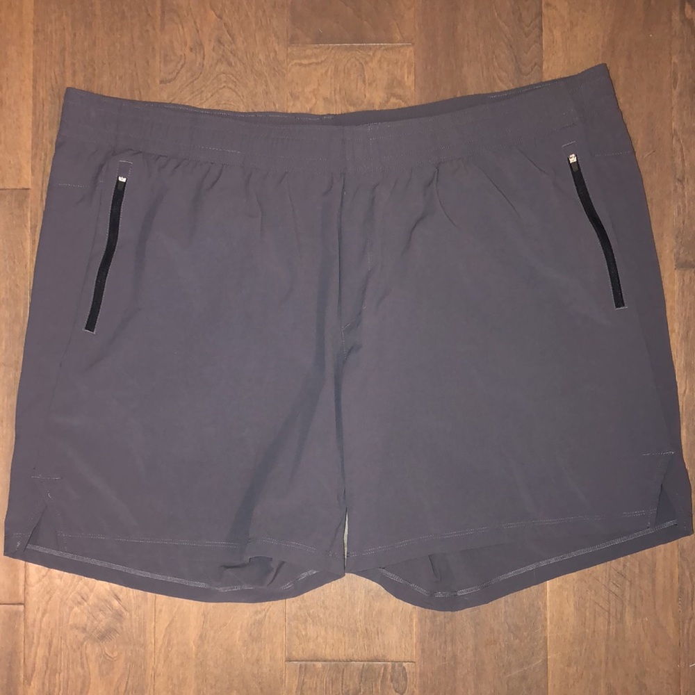 NWOT all in motion Men’s shorts